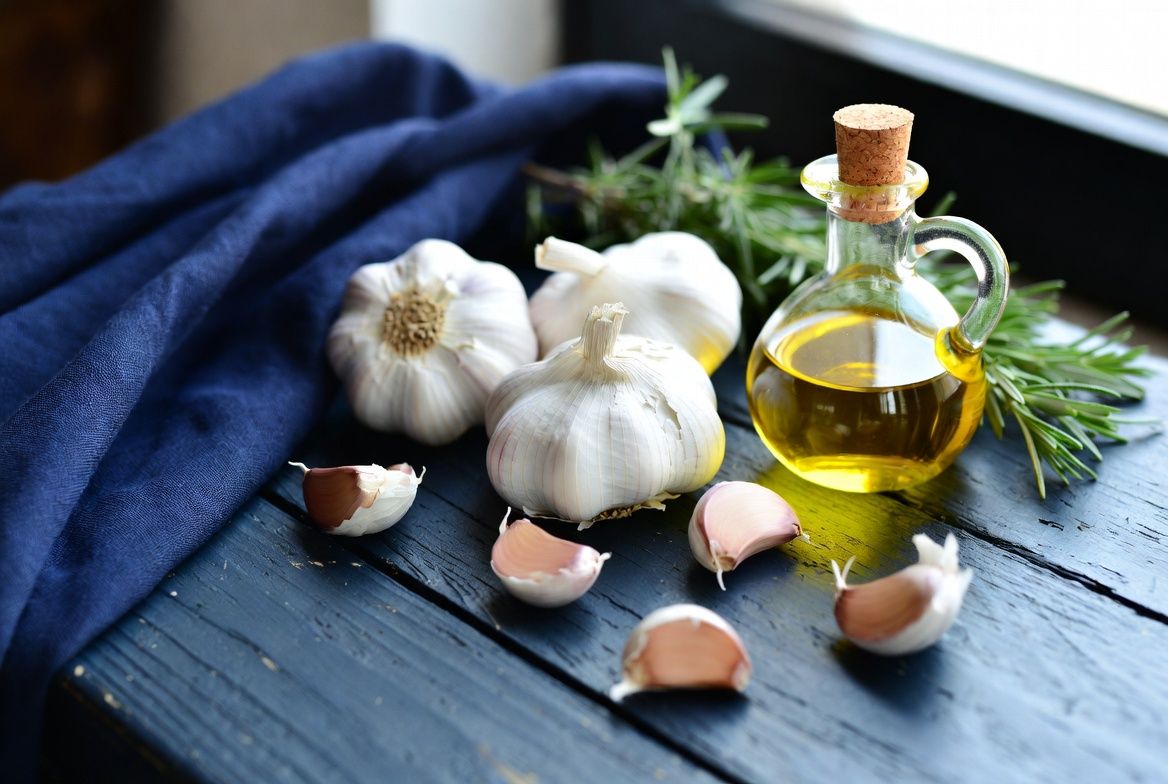 Garlic in Mediterranean diet context